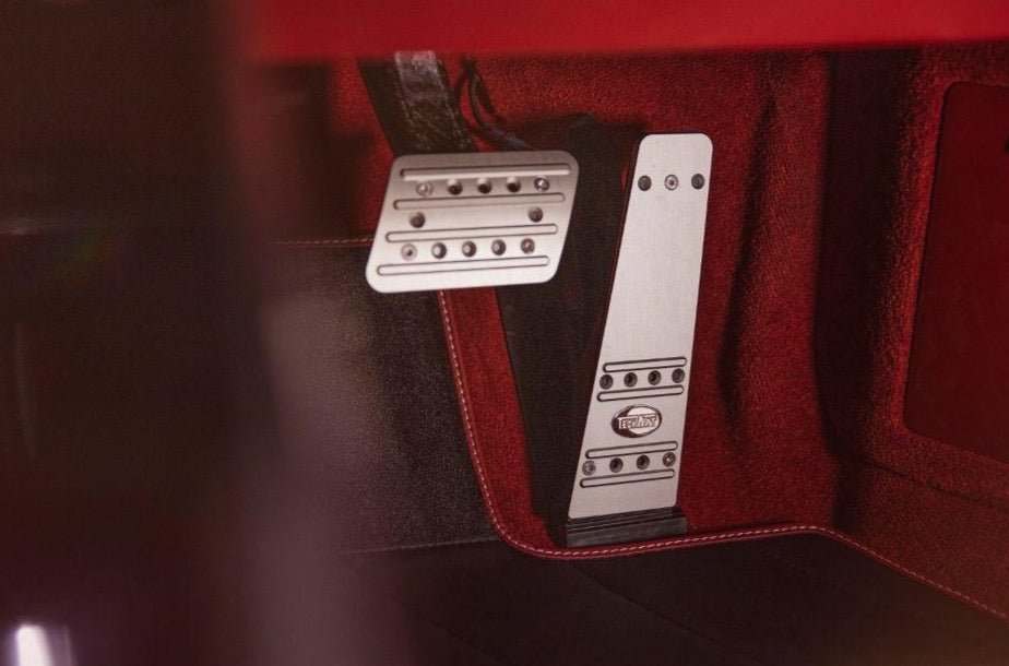 TECHART Aluminum Anodized 2 Pieces Pedal Kit w/ TechArt Logo Porsche 992 Carrera / Targa / Turbo